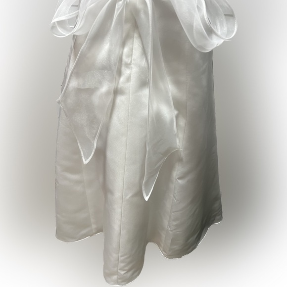 White Embellished Sleeveless V-Neck A-Line Dress - Picture 7 of 12